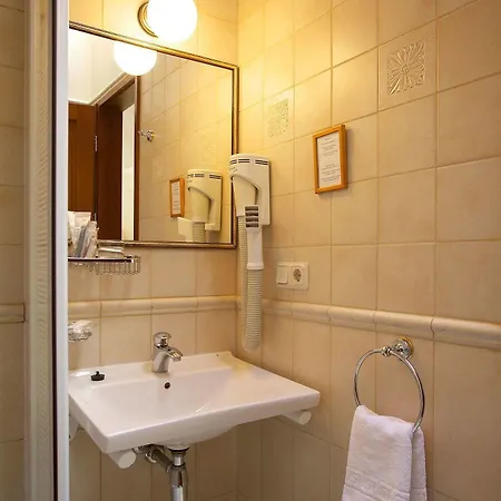 Dvaras - Manor House 4* فيلنيوس