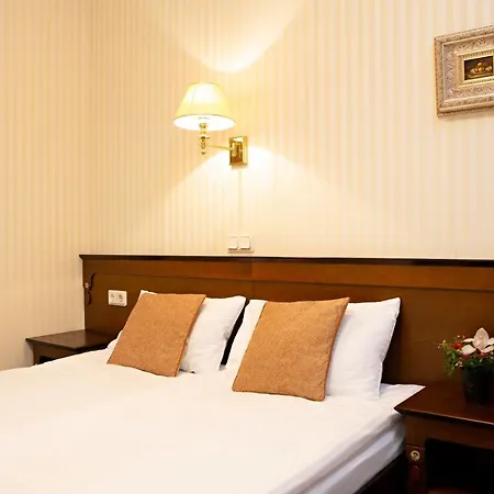 מלון Dvaras - Manor House 4*