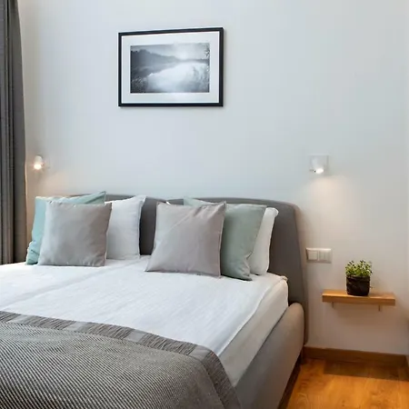 מלון Dvaras - Manor House 4*